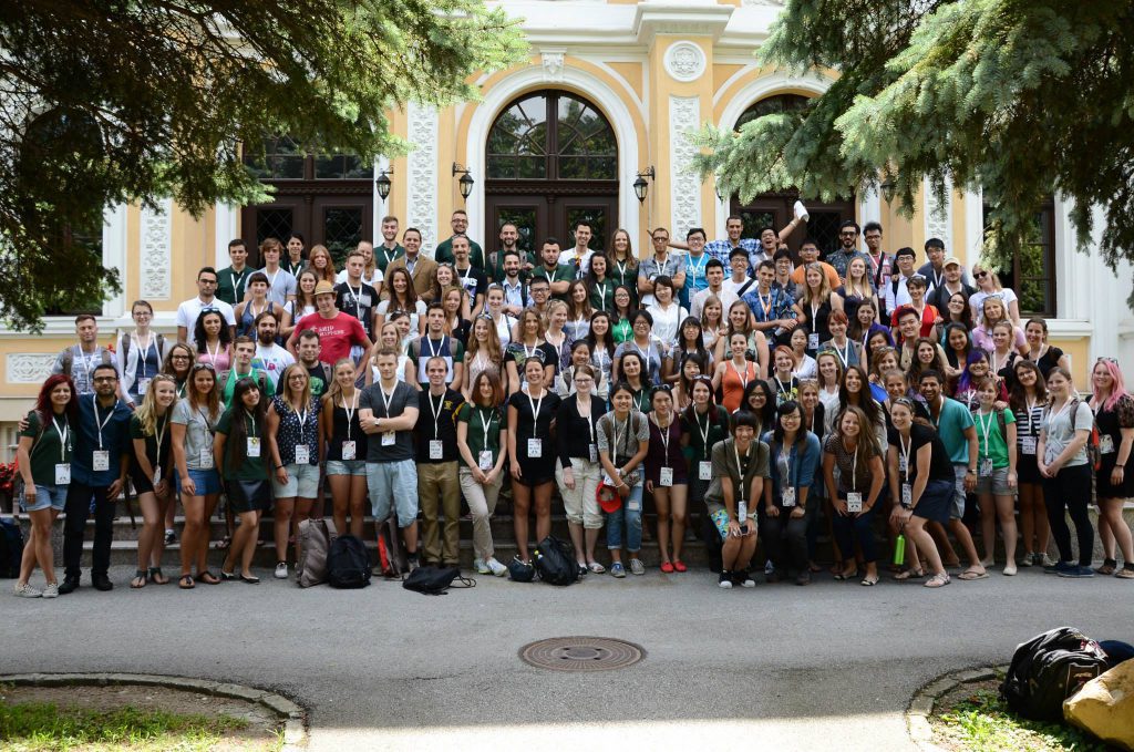 110 delegaţii din 31 de ţări au fost prezente la Cluj la Congresul IVSA (FOTO) 1 11816235 10207043051617765 3837985776746263813 o