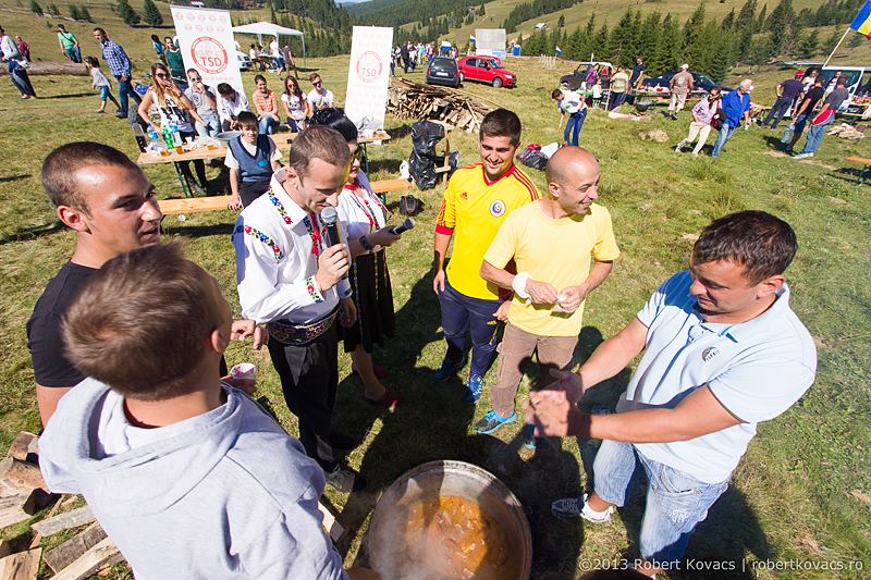 festivalul usturoiului concurs