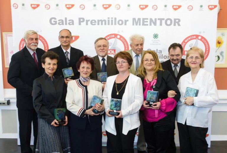 Profesorii clujeni Gabriela Todor şi Tellmann Jenő au primit Premiile Mentor pentru Excelenţă în Educaţie 4 Gabriela Todor si Tellmann Jeno