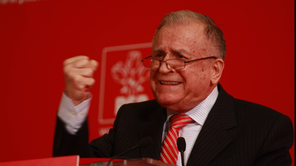 Ion Iliescu este inculpat în dosarul Revoluției