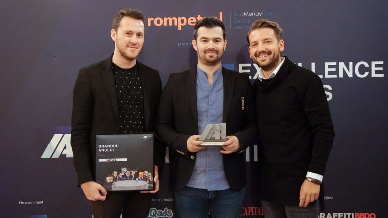 UNTOLD, Brandul Anului 2015 în România 10 IAA 6