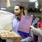 PAY Man Marries Pizza