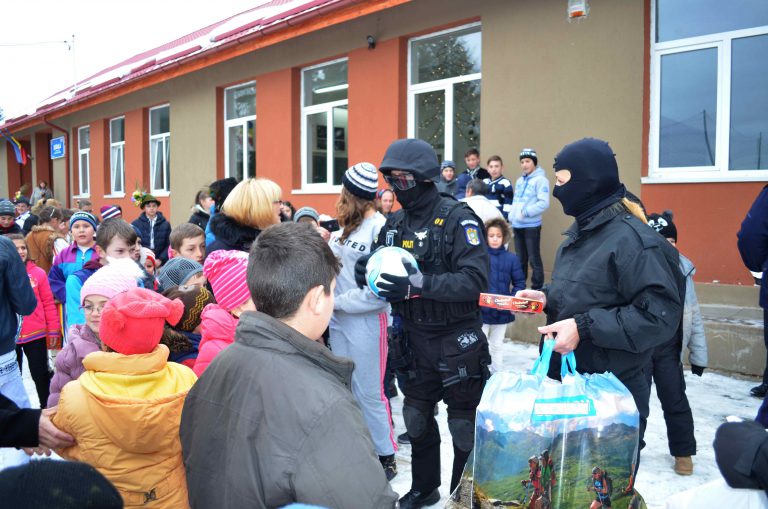 actiuni caritabile politisti cluj