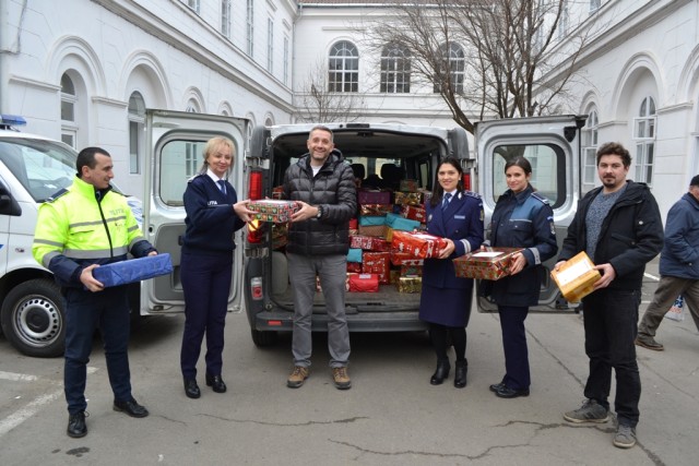 campanie ShoeBox politisti Cluj