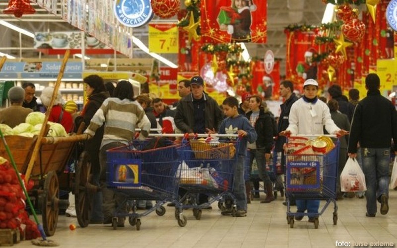 cumparaturi cati bani vor cheltui romanii de craciun si de revelion
