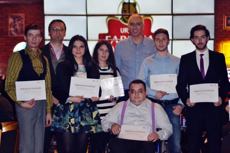 Premii de Excelenta URSUS pentru 10 studenti din Cluj-Napoca