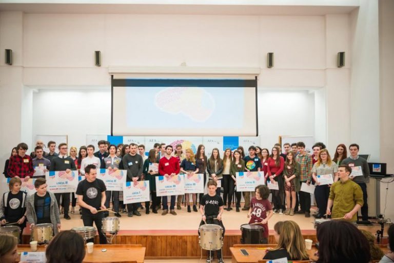 Un elev de la „Șincai”, unul de la „Coșbuc” și un student la Economice - învingătorii Olimpiadei CuGeT de la Cluj 3 Olimpiada CuGet