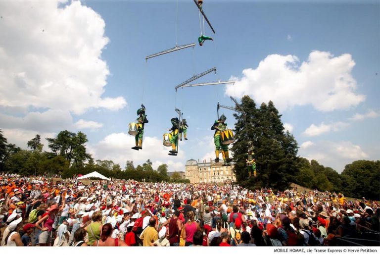 acrobatii cluj TIFF