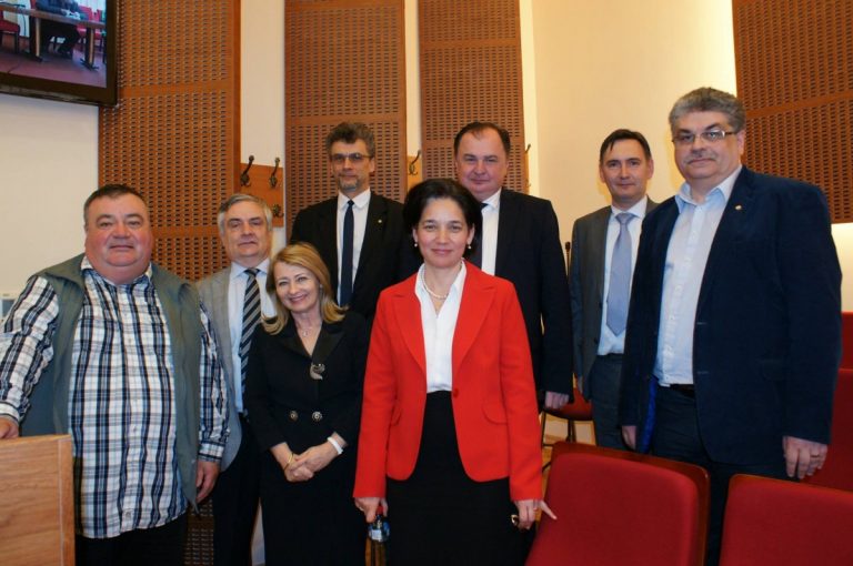 prorectori universitatea tehnica