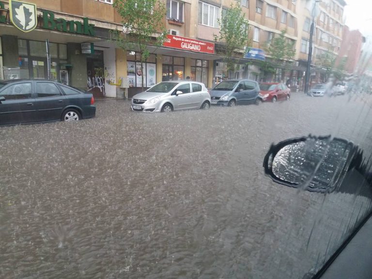 strada horea inundata