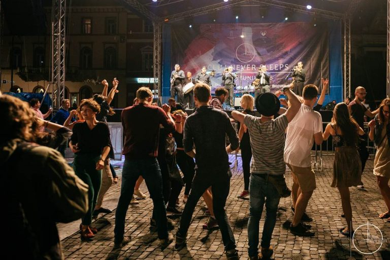 cluj never sleeps