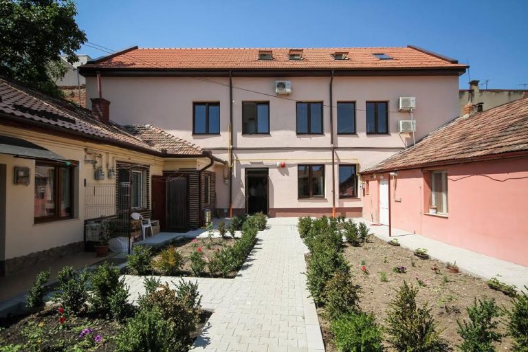 ingrijire domiciliu cluj
