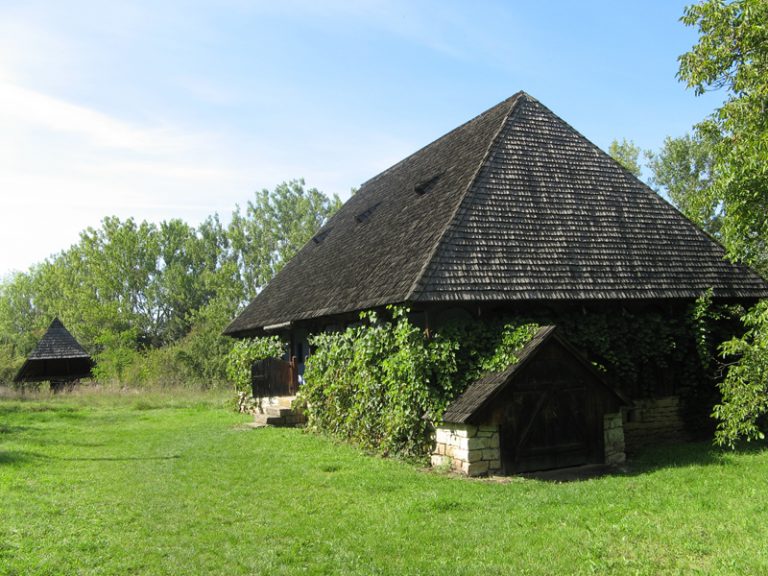 muzeul satului cluj