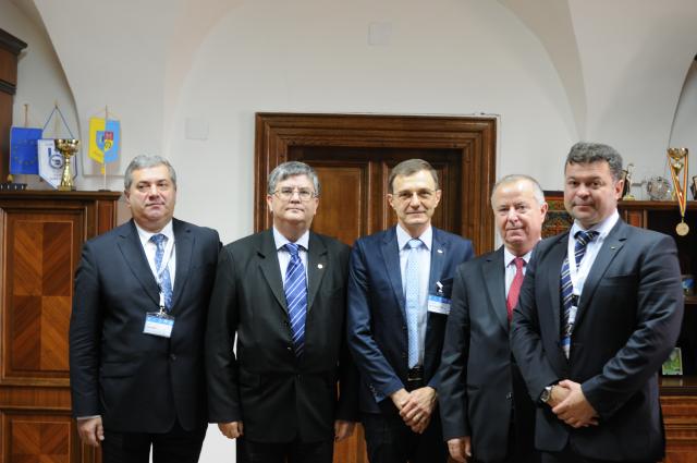 Consorțiul Universitaria