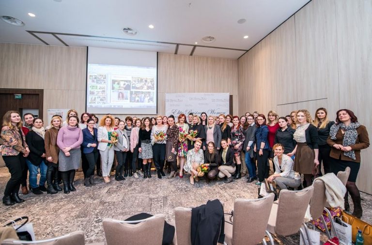 Europa deschide porţile antreprenoriatului feminin românesc 4 Ele au reuşit