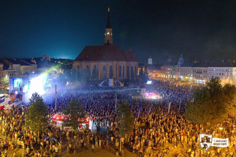 250.000 de oameni prezenţi la Zilele Culturale Maghiare din Cluj (FOTO) 2 Încep Zilele Culturale Maghiare din Cluj | Programul complet
