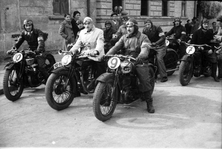 motocicleta retro