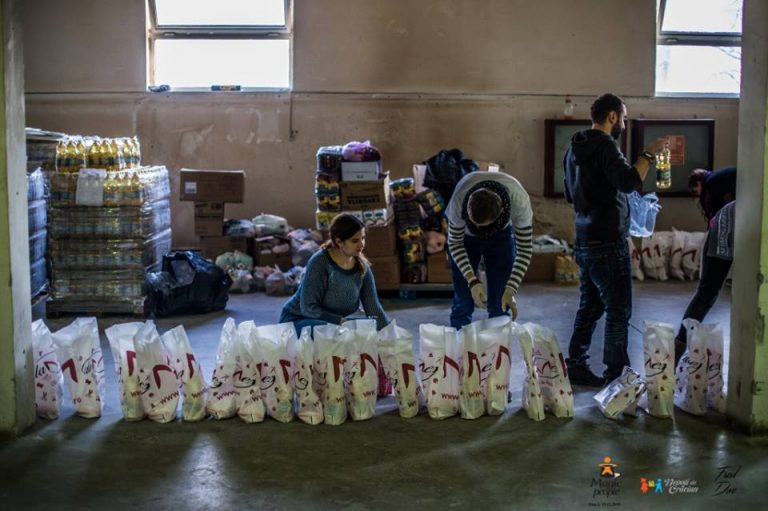 CLUJ | Pentru al 7-lea an consecutiv, Asociaţia Magic People organizează campania caritabilă "Nepoţi de Crăciun" 10 Nepoți de Crăciun