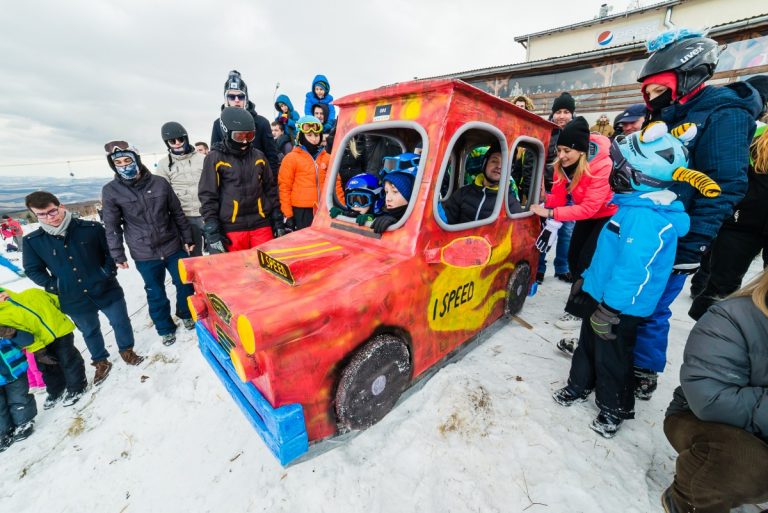 feleacu winter games