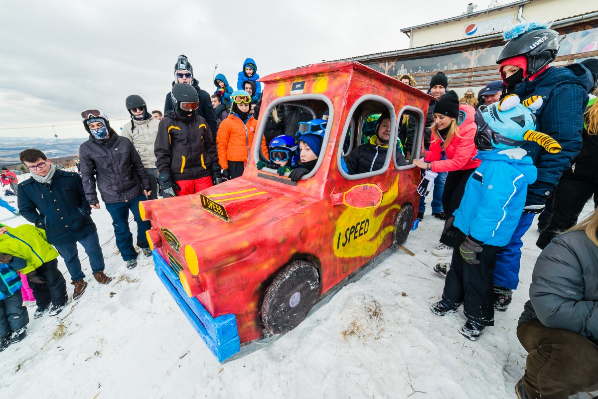 feleacu winter games