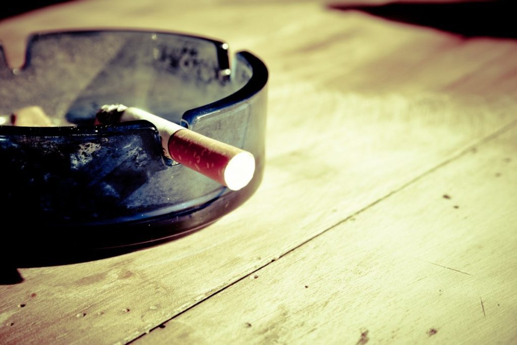 cigarette 599485 1280