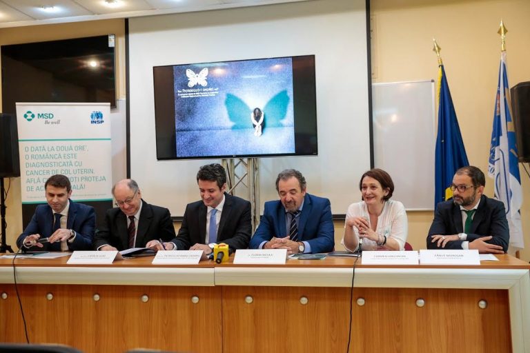 Amplă acțiune de informare a populației din Cluj Napoca cu privire la prevenția cancerului de col uterin 12 msd romania