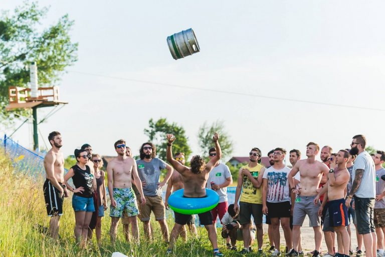 Cea mai trăznită competiţie din oraş, Feleacu Summer Games, are loc în acest weekend la Cluj 1 feleacu summer games
