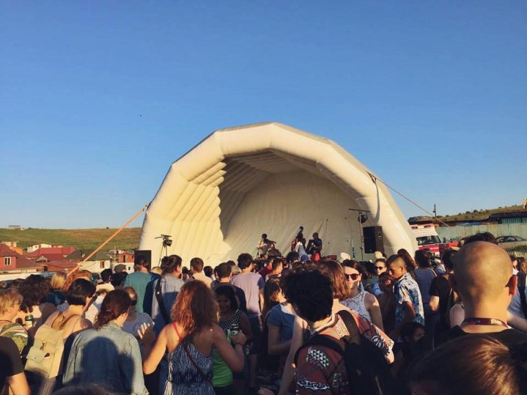 Jazz in the Park. Cum a fost la concertul de jazz de la Pata Rât, groapa de gunoi a Clujului (VIDEO) 1 Concert de jazz în groapa de gunoi Pata Rât