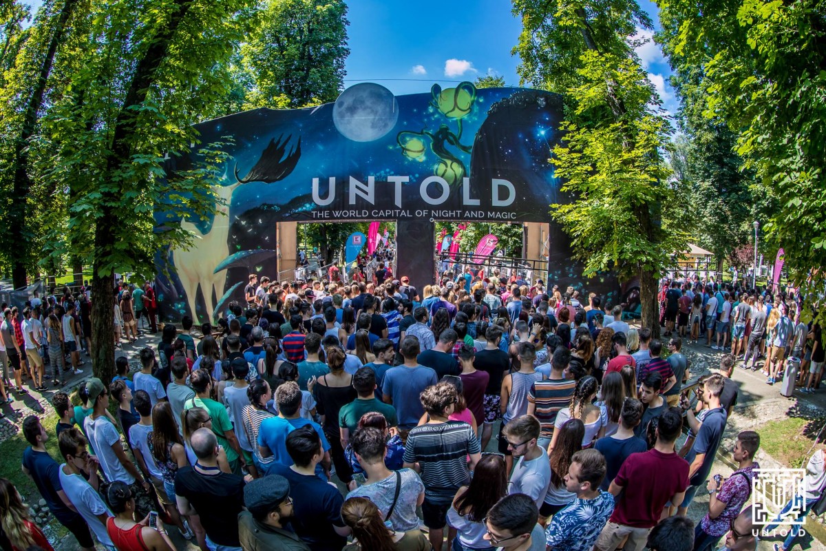 Mai sunt doar două zile până începe festivalul UNTOLD! Peste 7000 de oameni lucrează în producția efectivă a festivalului