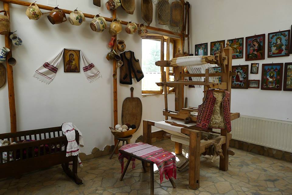 1378847_571430452923557_1233588381_n