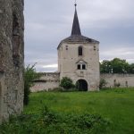 castelul kornis manastirea