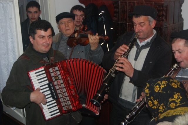 instrumentisti valea draganului