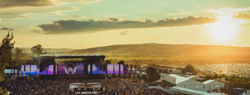 jessie j electric castle