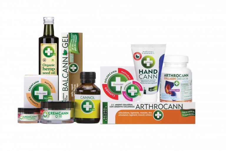 S-a deschis primul magazin din Cluj care comercializează produse din cannabis (FOTO) 4 Group photo EXP