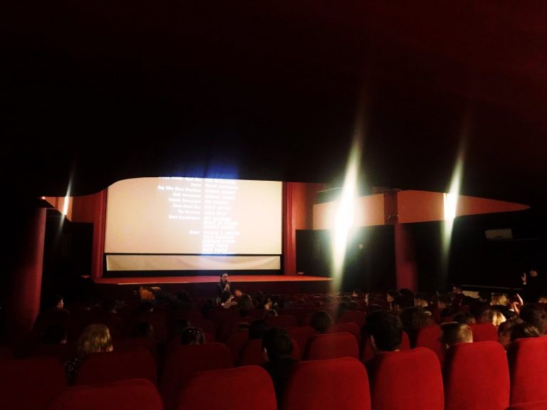 la cinema, devin cineva