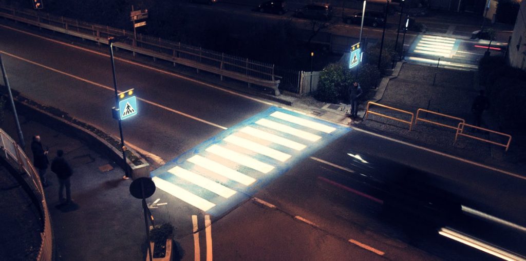 treceri de pietoni iluminate
