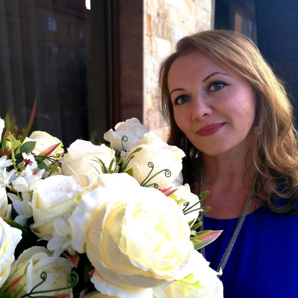 Scriitoarea Irina Binder laudă Clujul: Constat că aici e epidemie de bunătate (...) Oamenii de aici sunt de poveste: calzi, senini, săritori