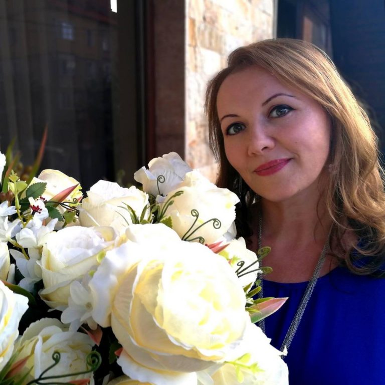 Scriitoarea Irina Binder laudă Clujul: Constat că aici e epidemie de bunătate (...) Oamenii de aici sunt de poveste: calzi, senini, săritori