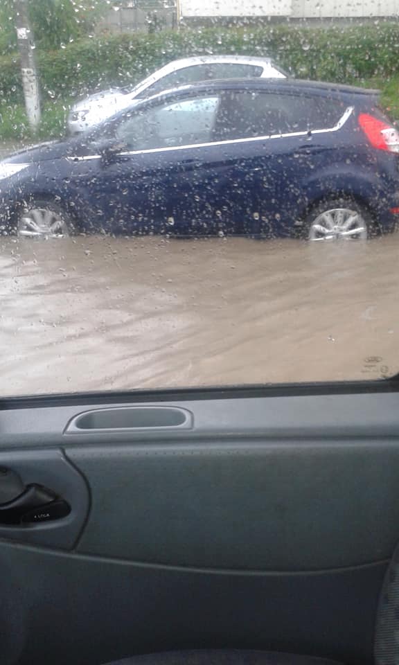 35237577_207765450037500_5682709501791174656_n