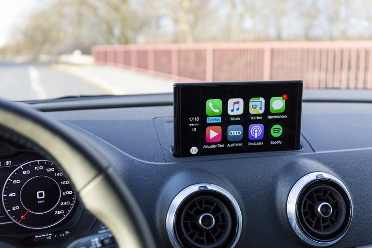 navigatii auto