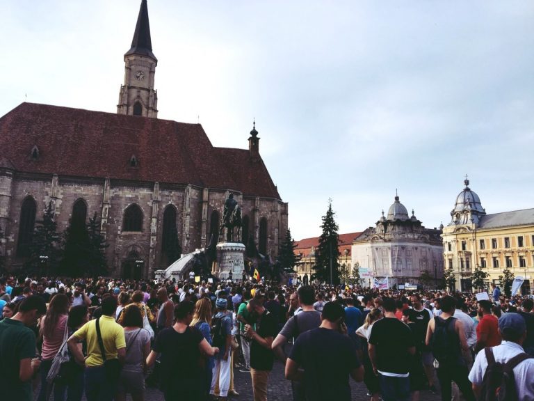 VIDEO | A doua zi de proteste la Cluj! Mii de clujeni sunt acum în stradă 3 protest cluj 20 iunie 2018