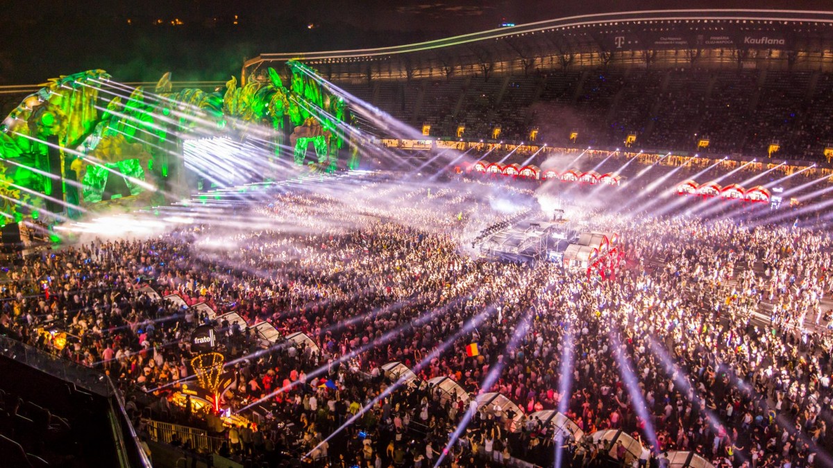 Alţi 130 de artişti confirmaţi la festivalul UNTOLD | Peste 65.000 de oameni şi-au cumpărat deja abonamente