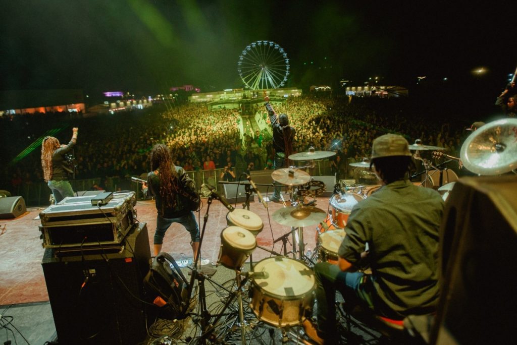 33.000 de oameni prezenţi în prima zi de Electric Castle | Damian Marley: "Sperăm să avem ocazia să ne revedem cât de curând!"