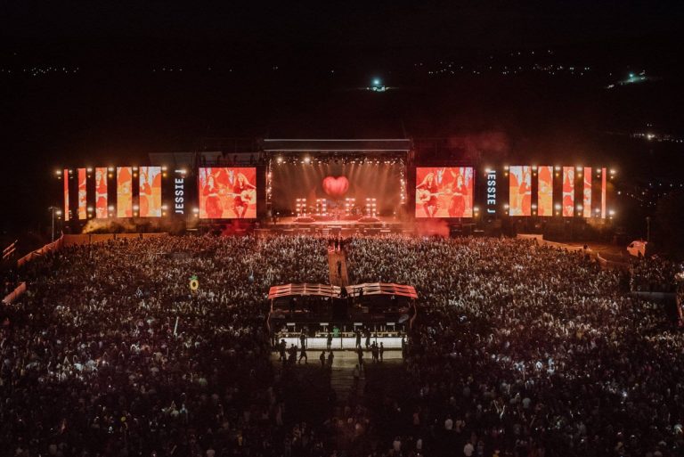 Electric Castle 6 a ajuns la final | Peste 210.000 de oameni au fost prezenţi la Castelul Banffy în cele 5 zile de festival 8 EC6 JESSIEJ