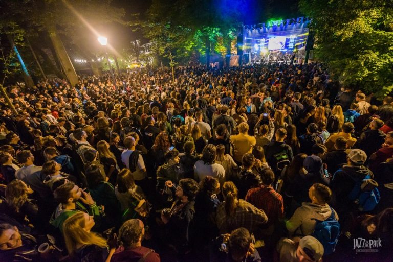 70.000 de participanţi la Jazz in The Park | Participanţii au donat 13.200 de euro pentru dezvoltarea unor proiecte artistice