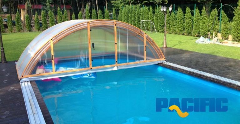 Acoperișul de piscină, accesoriul care îți permite obținerea unei piscine independente