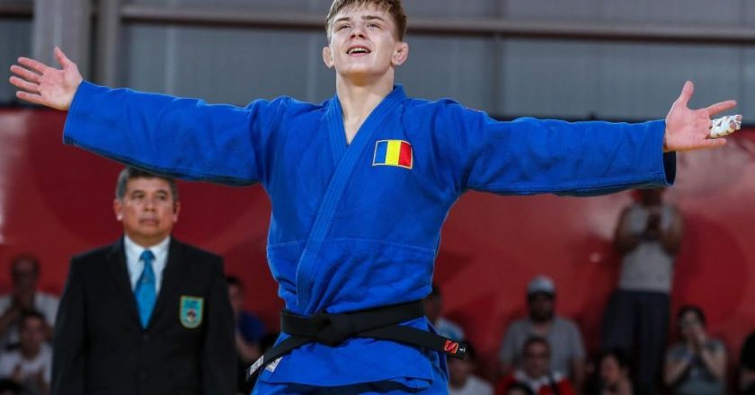 Judoka Adrian Șulcă, legitimat la "U" Cluj, a câştigat medalia de aur la Jocurile Olimpice de Tineret