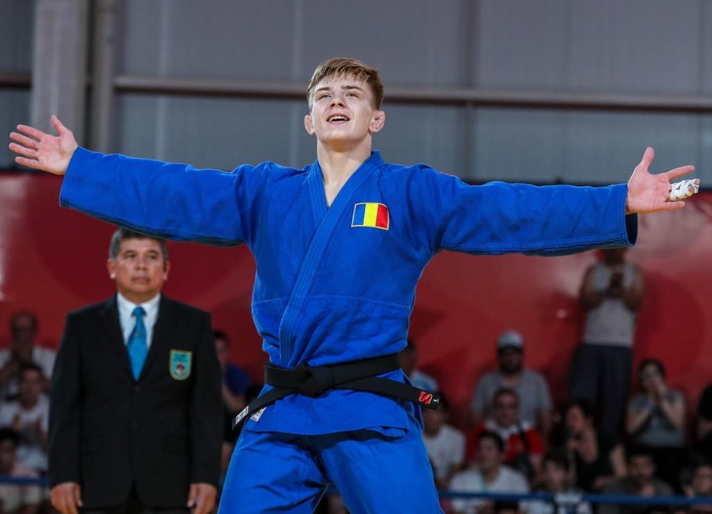 Judoka Adrian Șulcă, legitimat la "U" Cluj, a câştigat medalia de aur la Jocurile Olimpice de Tineret