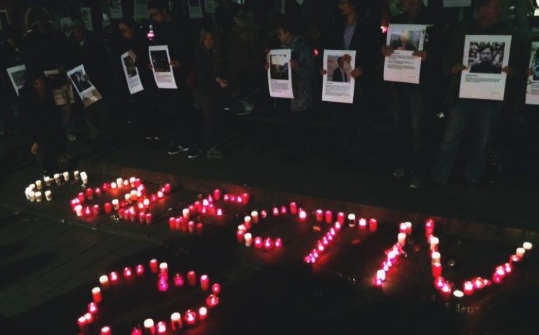 Victimele incendiului din Colectiv au fost comemorate la Cluj