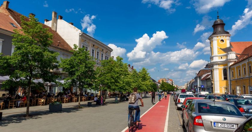 Bugetare participativă | Clujenii pot vota proiectele în care să fie investiţi o parte din banii Clujului